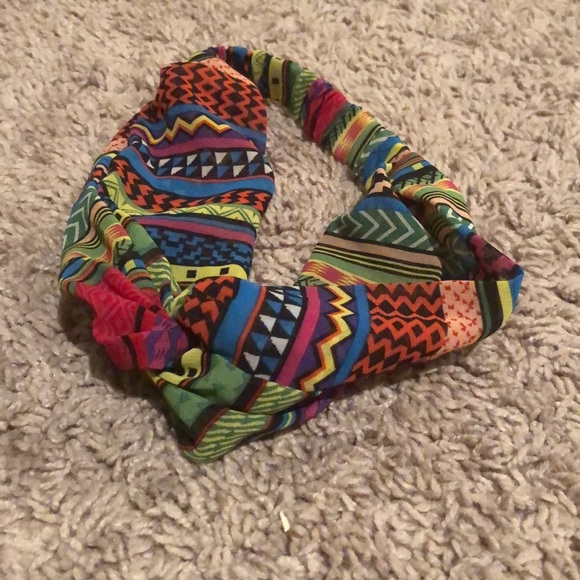 4 Multicolor headbands - Picture 2 of 5